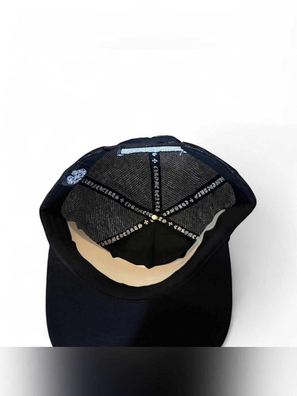 Pre-Owned Chrome Hearts Cemetery Trucker HatBlack/Red - Picture 4 of 4